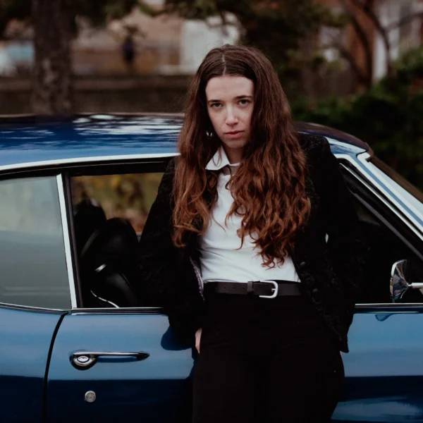See The World In Alex McCulloch’s Eyes In Her Debut EP