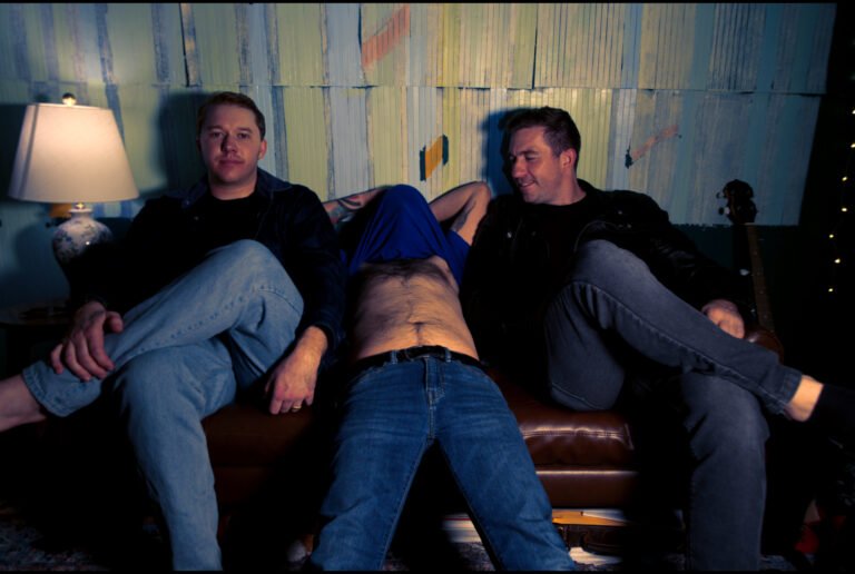 prod_track-files_1632899_extra_pictures_Guilt-Show